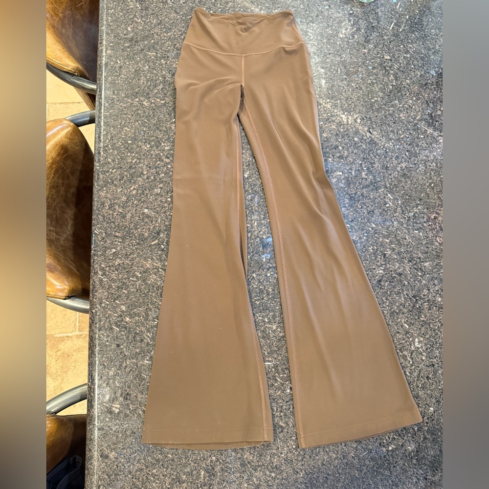 NEW LULULEMON Brown Women's Flared Pants. Size 4.